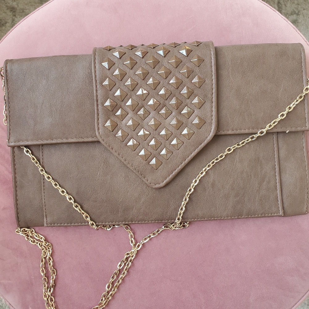 Brown clutch